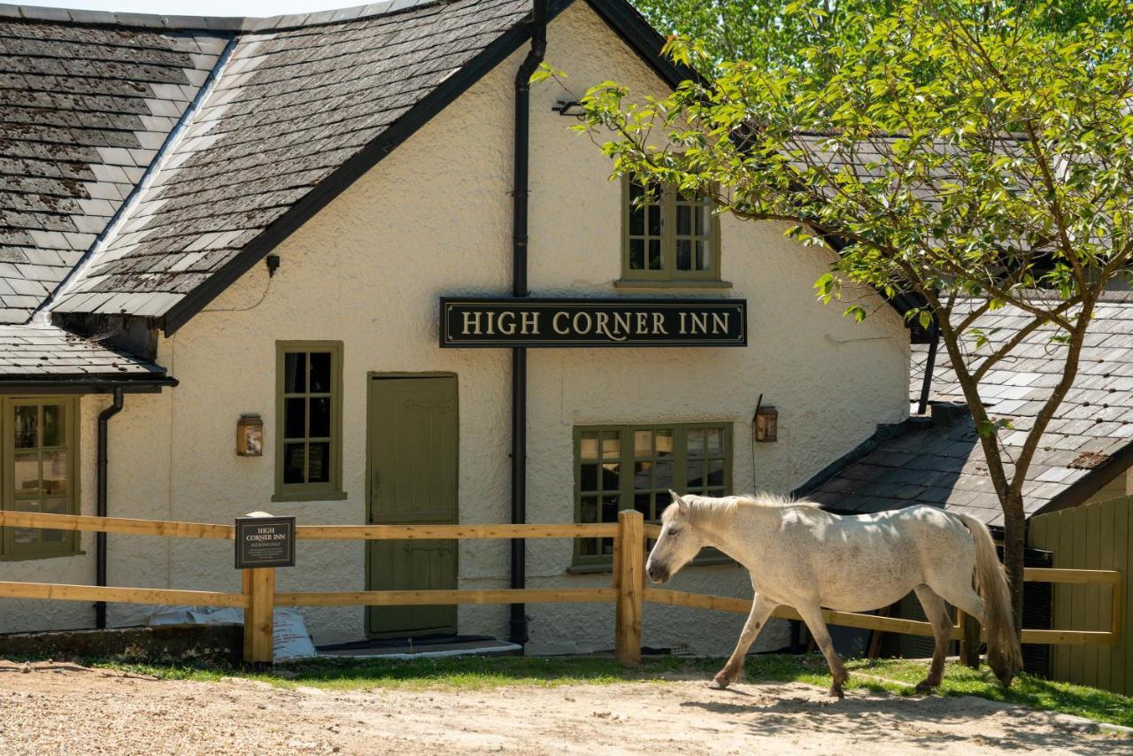 High Corner Inn Godshill  Extérieur photo