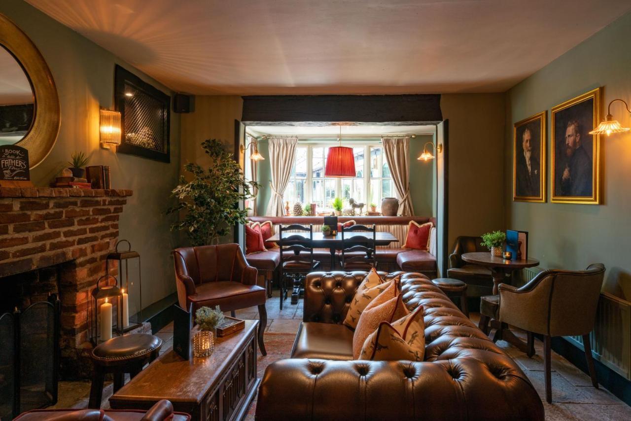High Corner Inn Godshill  Extérieur photo
