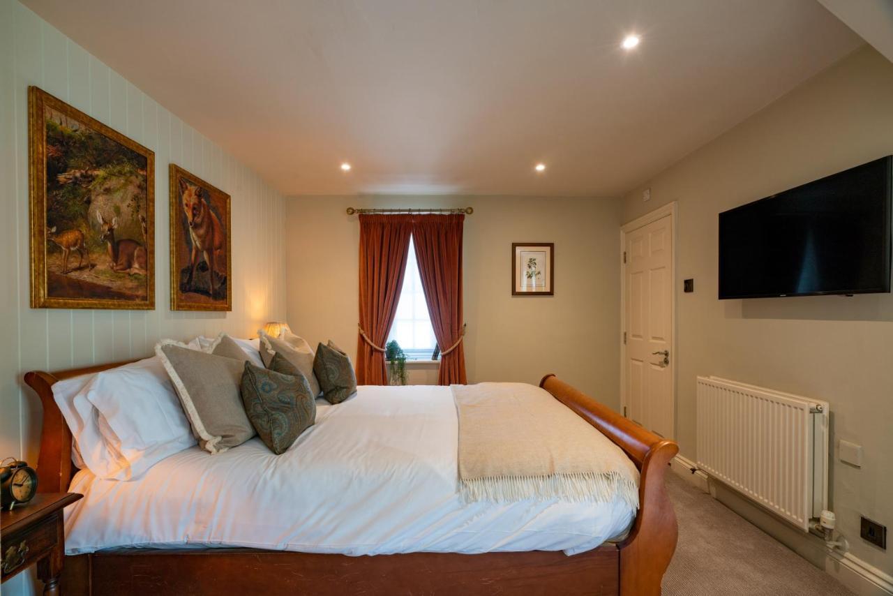 High Corner Inn Godshill  Extérieur photo
