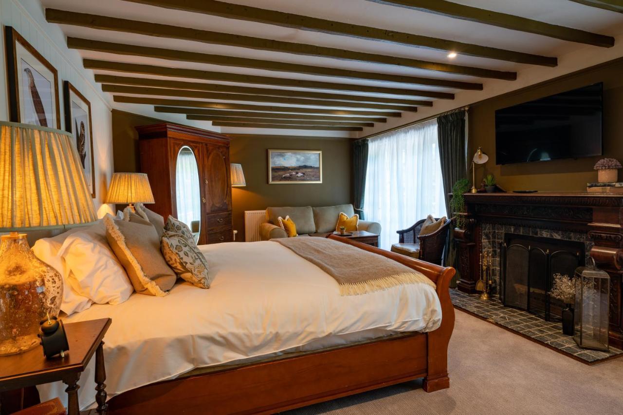 High Corner Inn Godshill  Extérieur photo